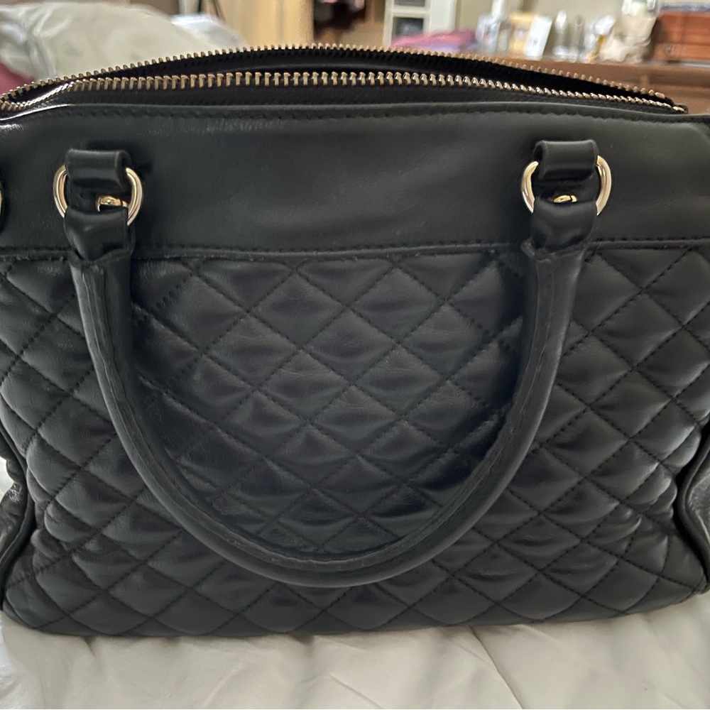 Roots Leather Black  Quilted Women's Bag